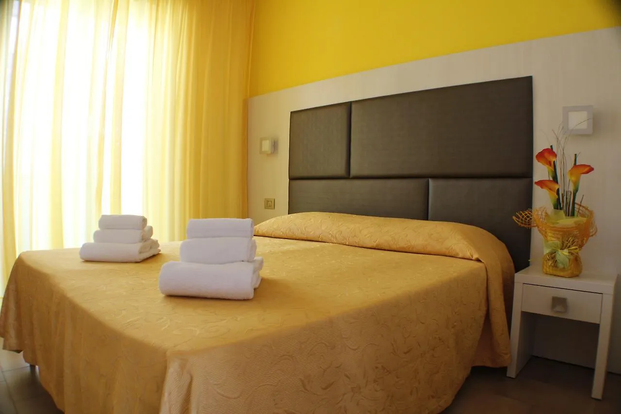 Hotel Adria Bellaria-Igea Marina 3*,